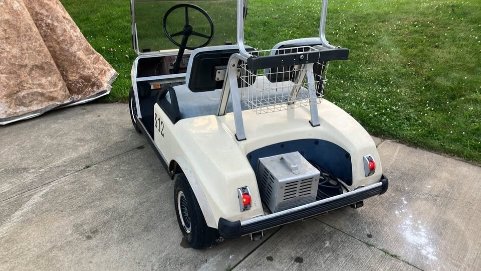 Club Car Golf Cart - Image 2