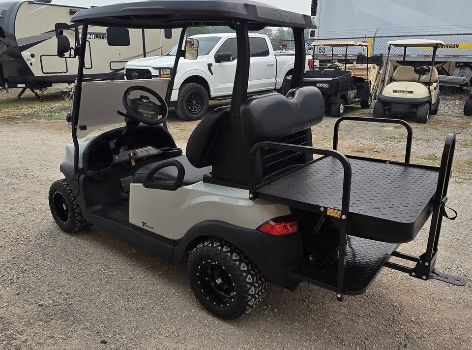 Club Car 2023 Tempo Electric Golf Cart - Image 3