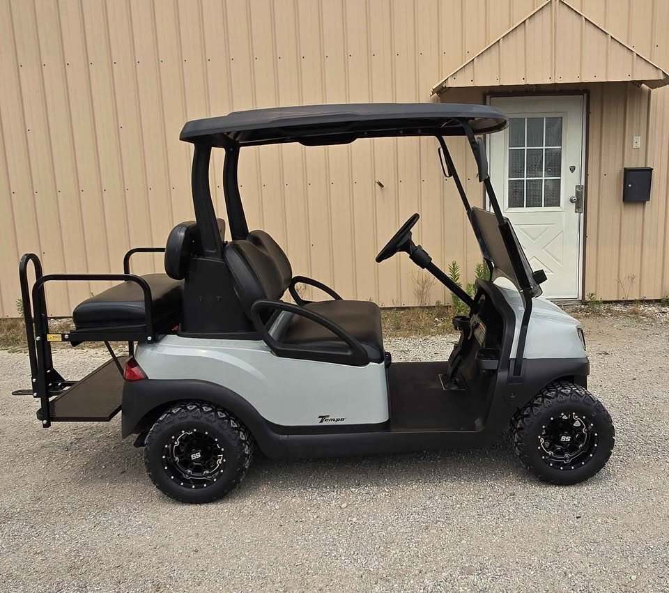 Club Car 2023 Tempo Electric Golf Cart - Image 5