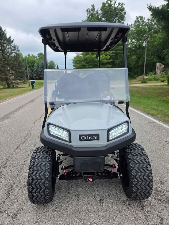 2023 Club Car Tempo Electric Golf Cart - Image 3