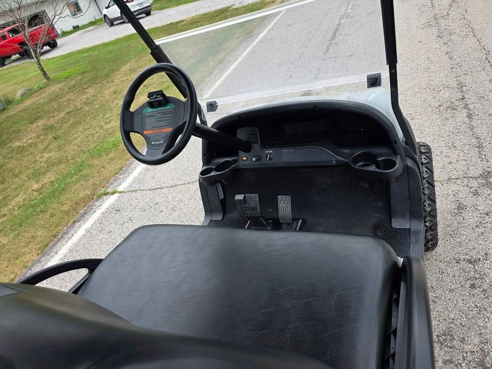 2023 Club Car Tempo Electric Golf Cart - Image 5
