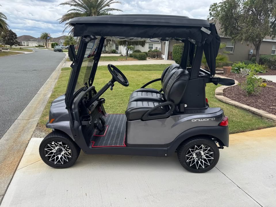 2023 Club Car Onward Gas Golf Cart - Image 8
