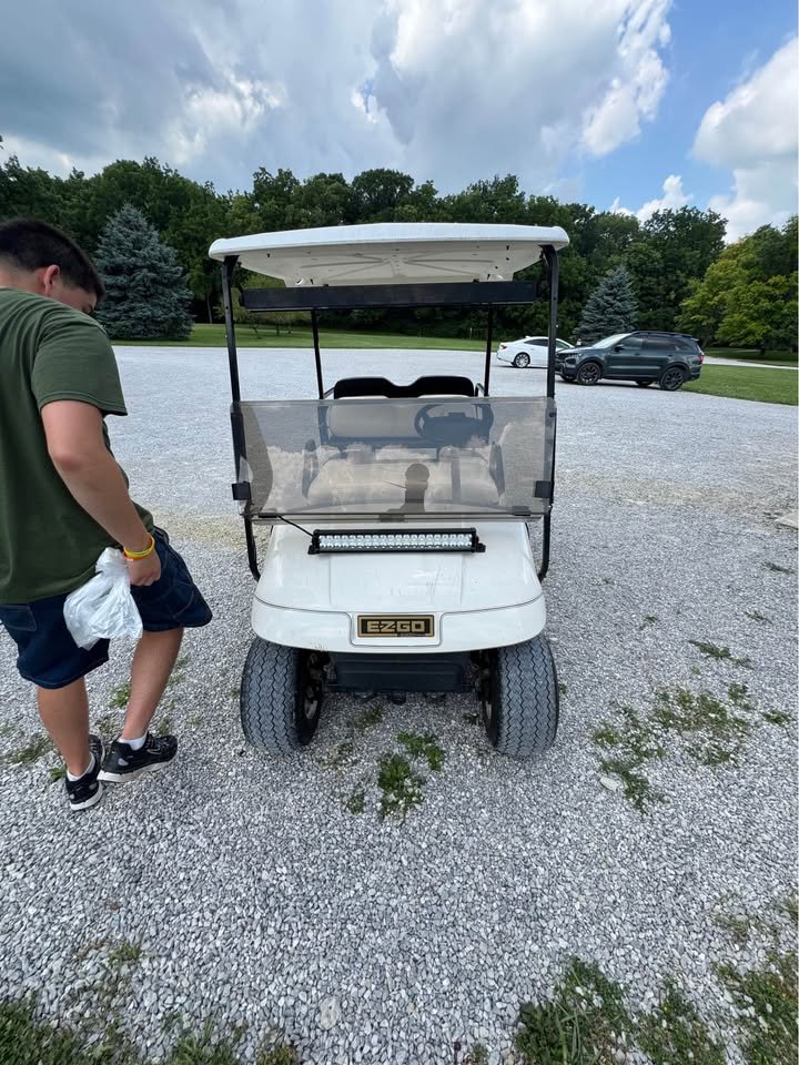 Ezgo Golf Cart - Image 4
