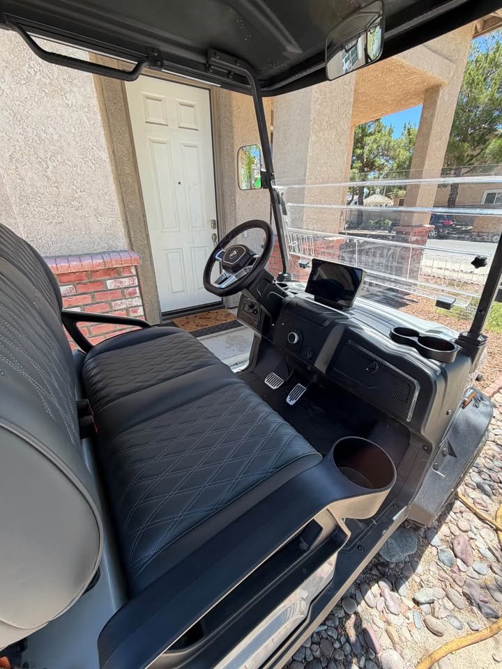 Denago electric Golf cart - Image 4