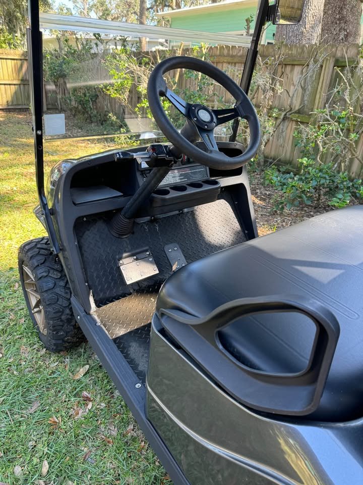 Titan 2022 X Golf Cart - Image 3