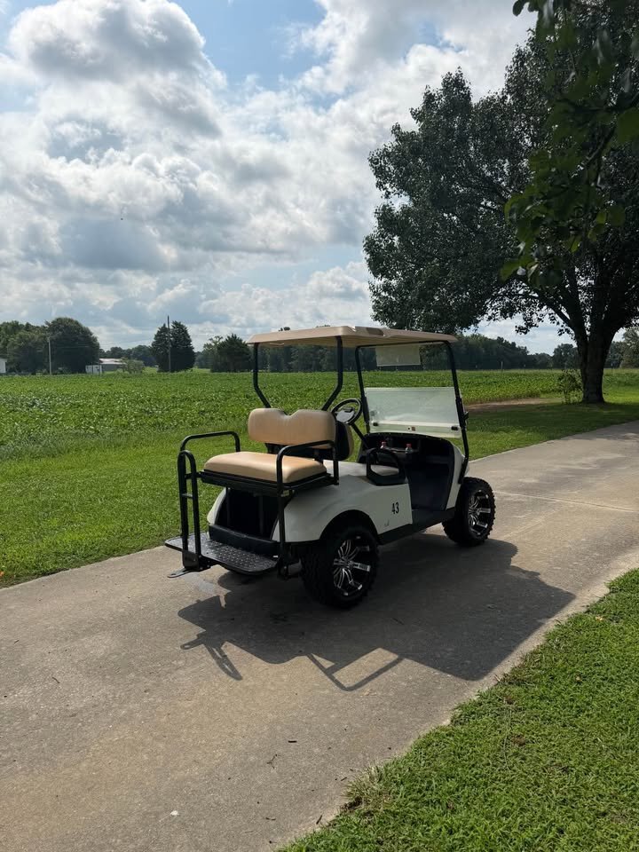 2022 Ezgo Gas Golf Cart - Image 3