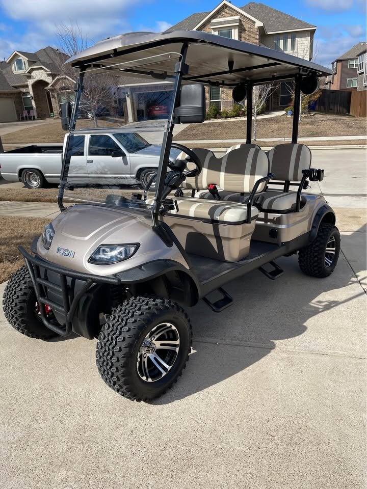 ICON 40l Electric Golf Cart - Image 10