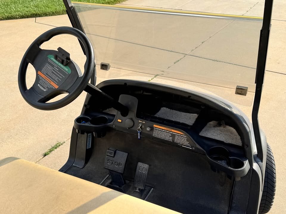 Club Car Precedent Golf Cart - Image 6