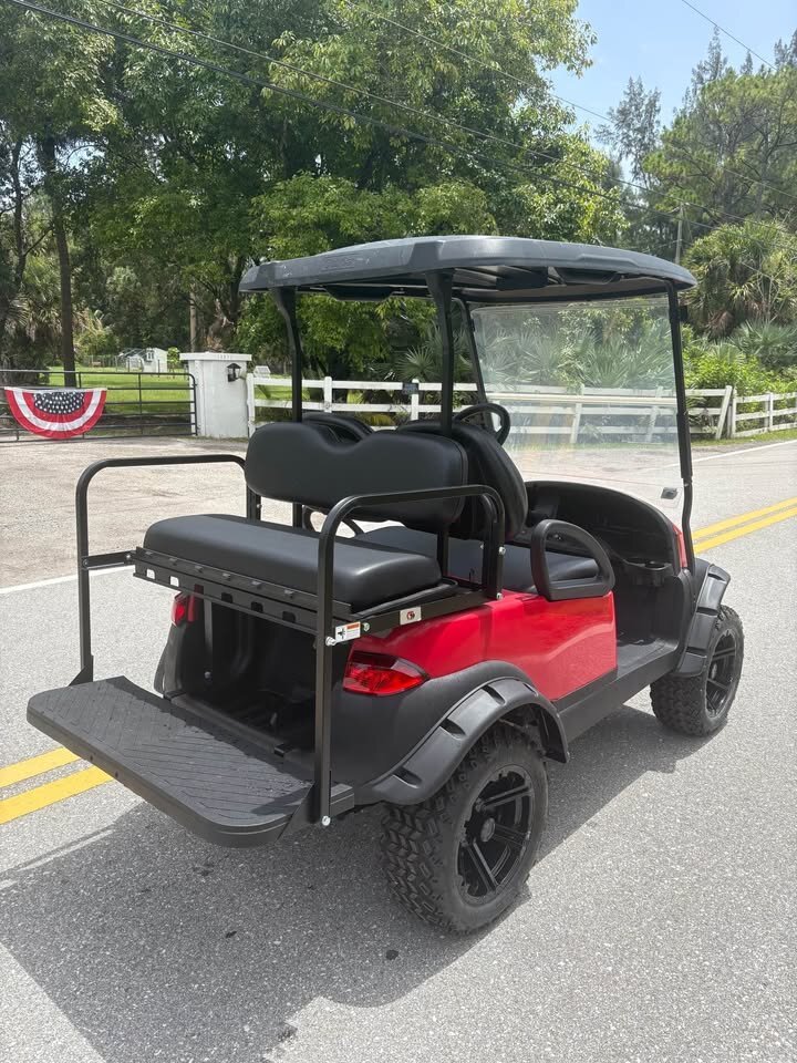 Club Car Gas Golf Cart - Image 4