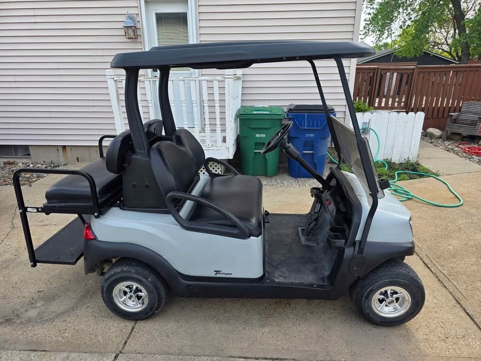 2021 Club Car Tempo EFI Gas Golf Cart