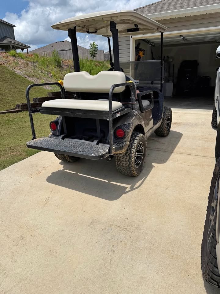 2021 Yamaha Drive 2 Golf Cart 4seater - Image 2