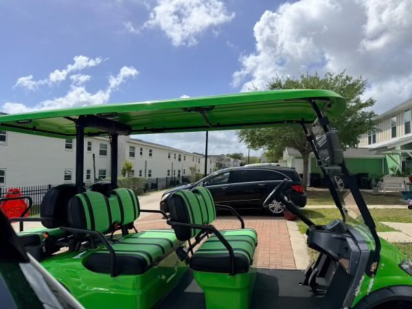 2024 Icon EV 60L Golf Cart 6 Seats - Image 2