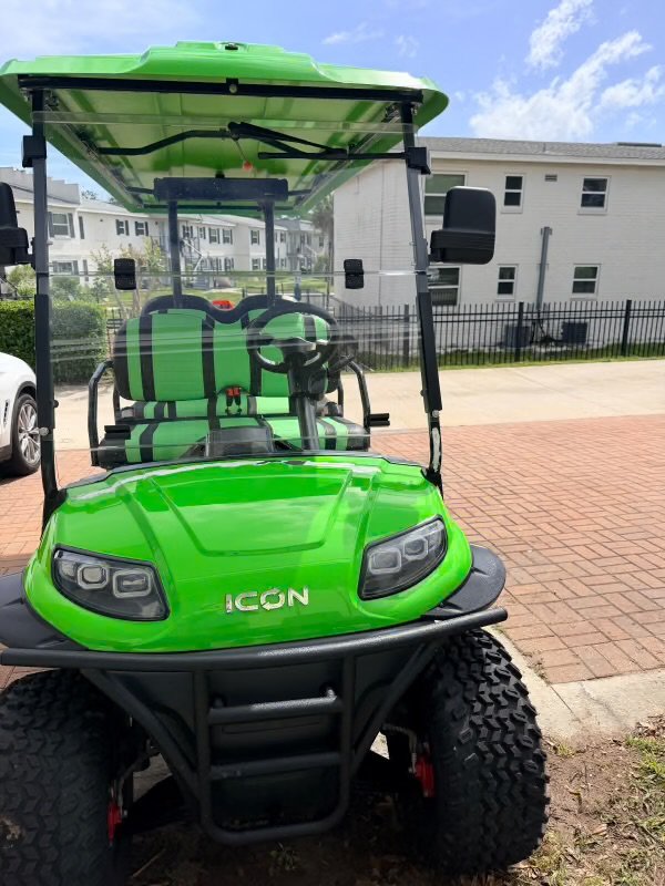 2024 Icon EV 60L Golf Cart 6 Seats - Image 5